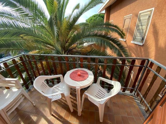 Cond Giardino Apartman Lignano Sabbiadoro Kültér fotó