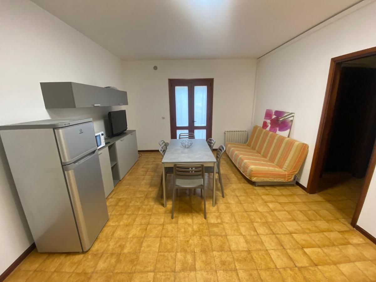 Cond Giardino Apartman Lignano Sabbiadoro Kültér fotó
